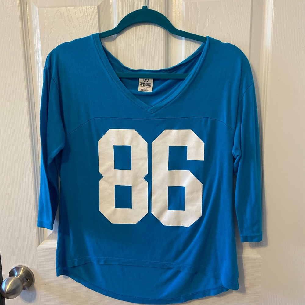 Victoria’s Secret PINK shirt small